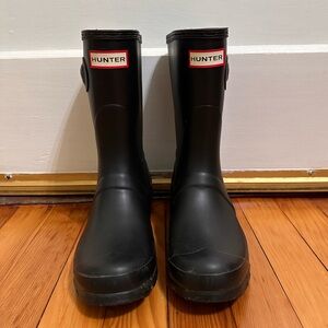 Hunter Boots - Size Women’s 7 - Black